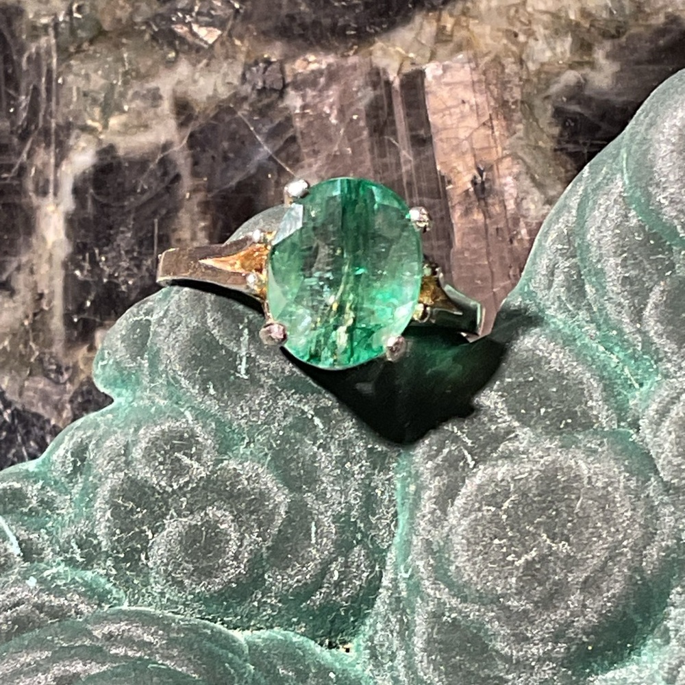 Emerald Oval Gemstone Ring in Gold Tone